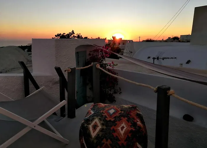 Santorinian Lava House
